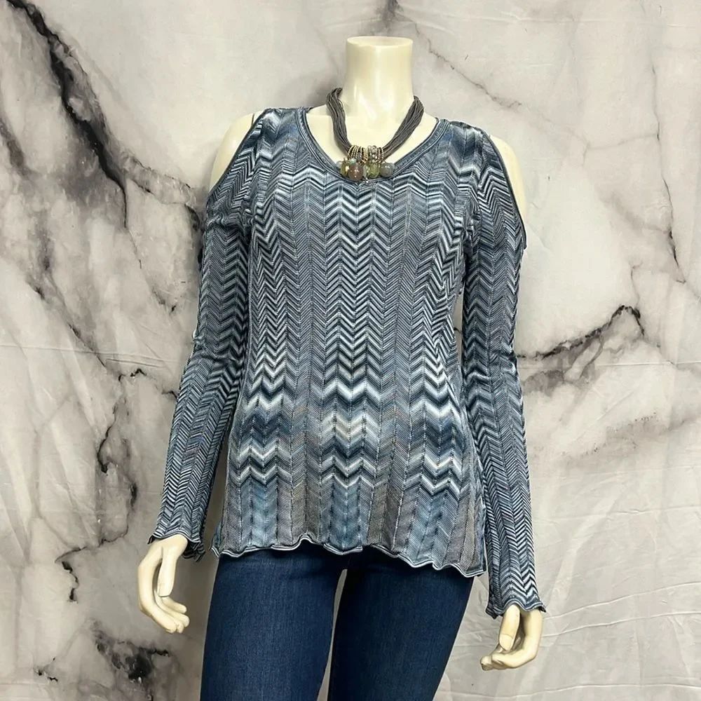 * White House black market blue tweed long sleeve top